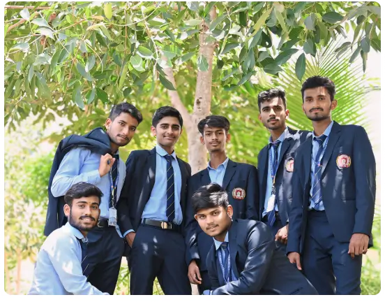 AGm college student campus life